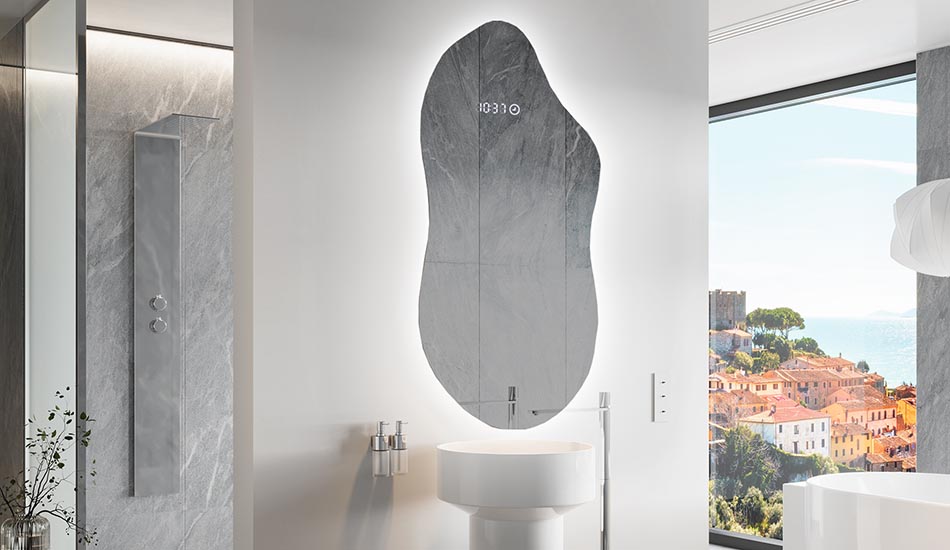 Onregelmatig gevormde spiegel met zachte sfeerverlichting voor elegante interieurs | ARTFORMA