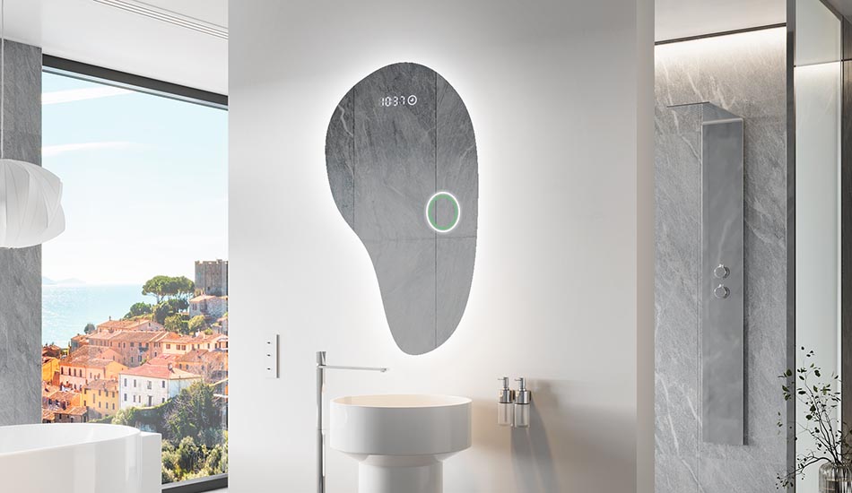 Onregelmatig gevormde spiegel met zachte sfeerverlichting voor elegante interieurs | ARTFORMA