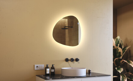 LED Badkamerspiegel in Onregelmatige Vorm 54x54cm met koel LED-licht 7000K, warm licht 3000K of neutraal licht 4500K
