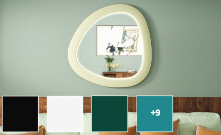 LED-spiegel met onregelmatige vorm en gelakte MDF-lijst L308