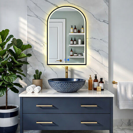 Onregelmatige spiegel met LED-verlichting in een zwart aluminium frame #8