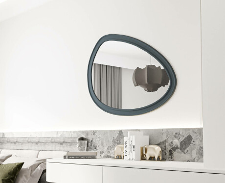 Asymmetrische spiegel met decoratieve MDF-lijst L304